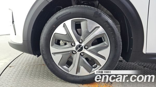 Kia Niro 2023, фото 5