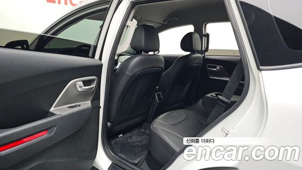 Kia Niro 2023, фото 16