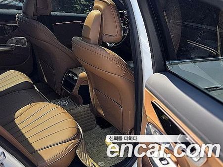 Mercedes-Benz E-Class 2024, фото 10