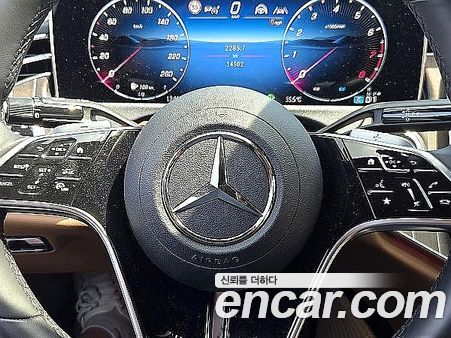 Mercedes-Benz E-Class 2024, фото 18