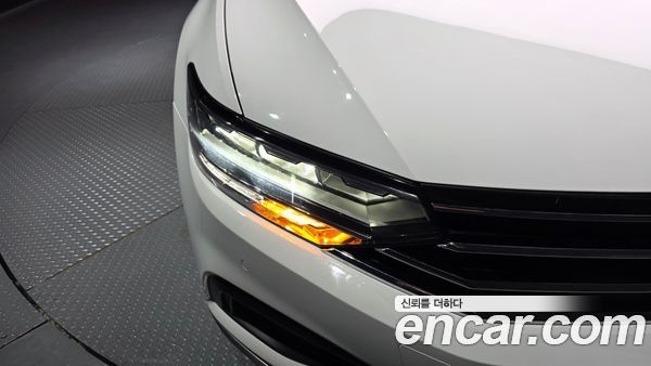Volkswagen Passat 2021, фото 8