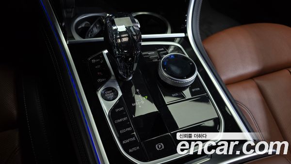 BMW 8 Series 2023, фото 12