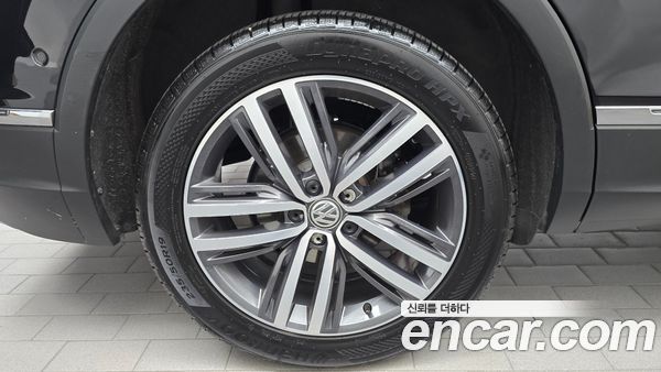 Volkswagen Tiguan 2020, фото 5