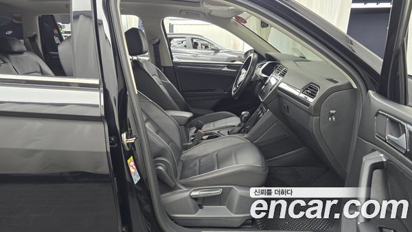 Volkswagen Tiguan 2020, фото 16