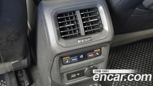 Volkswagen Tiguan 2020, фото 31