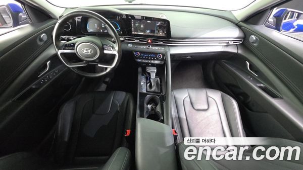 Hyundai Elantra 2024, фото 10