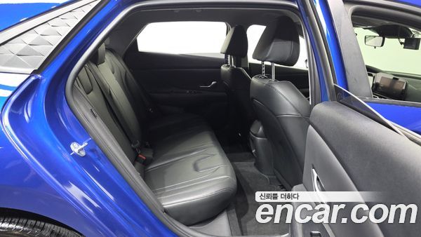 Hyundai Elantra 2024, фото 18