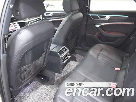 Audi A6 2021, фото 5