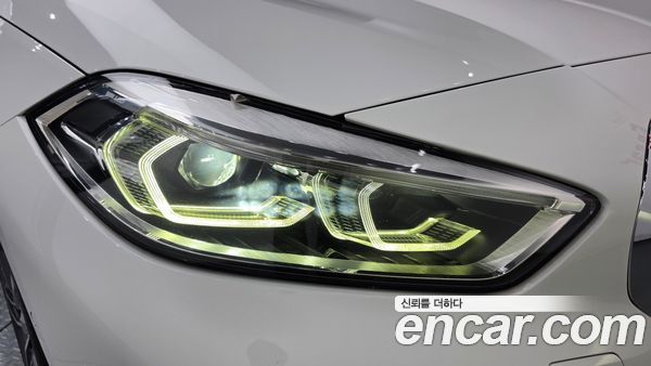 BMW 1 Series 2021, фото 8