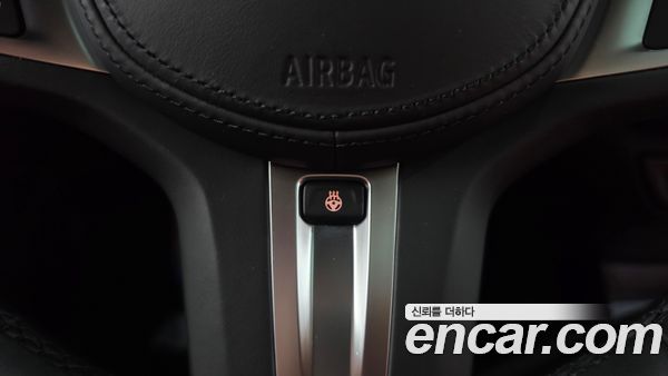 BMW 1 Series 2021, фото 31