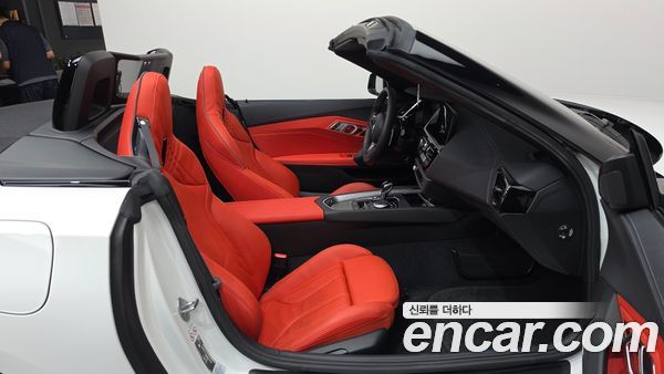 BMW Z4 2023, фото 15