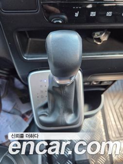 Hyundai Staria 2023, фото 9