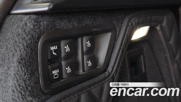 BMW X7 2022, фото 32