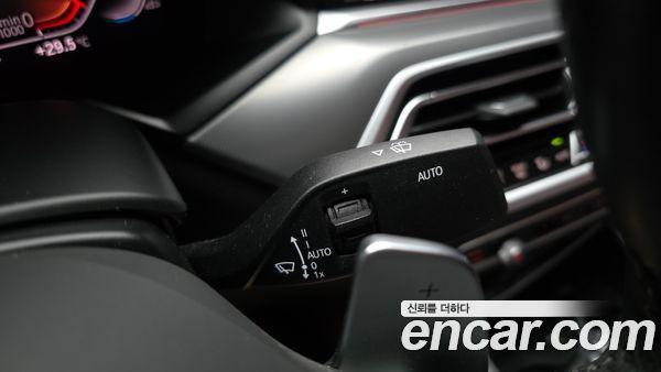 BMW X6 2020, фото 25