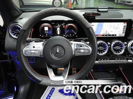 Mercedes-Benz GLB 2023, фото 14
