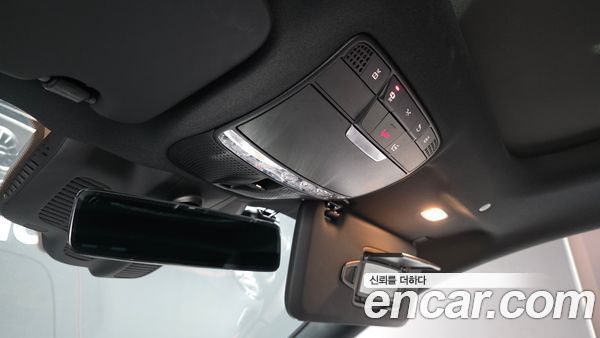 Mercedes-Benz E-Class 2021, фото 35