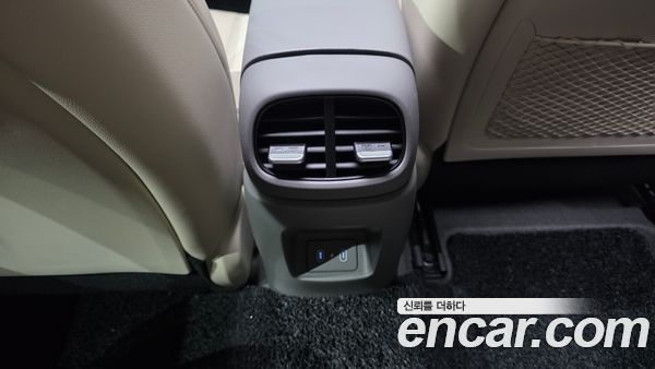 Hyundai Elantra 2025, фото 31