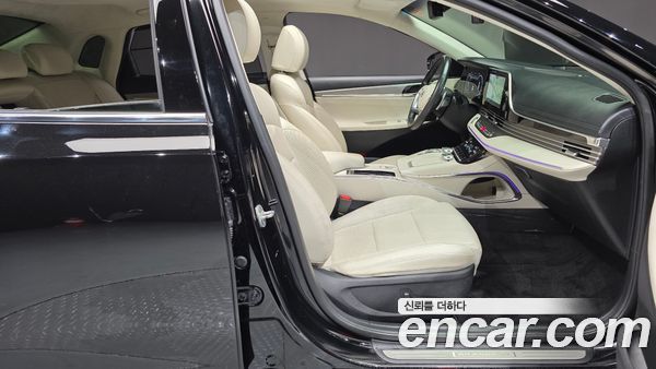 Hyundai Grandeur 2023, фото 16