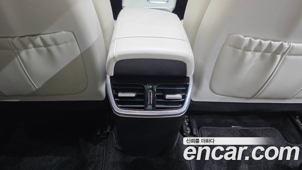 Hyundai Grandeur 2023, фото 31