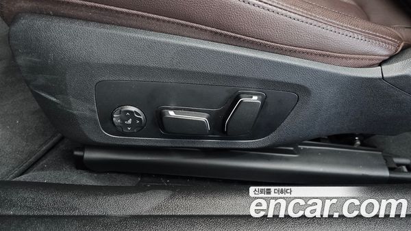 BMW 4 Series 2025, фото 31