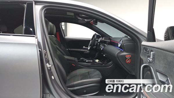 Mercedes-Benz A-Class 2023, фото 15