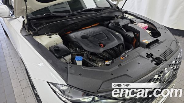 Hyundai Grandeur 2023, фото 6