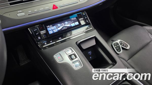 Hyundai Grandeur 2023, фото 12