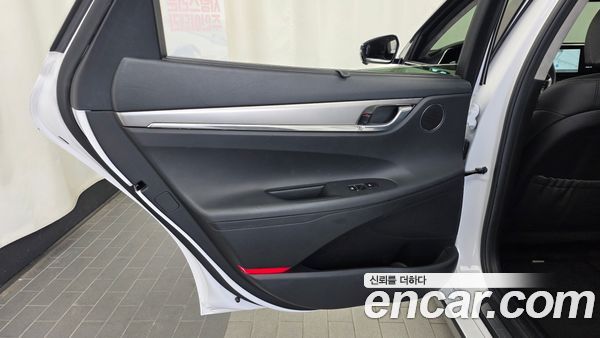 Hyundai Grandeur 2023, фото 15