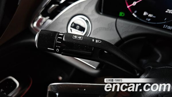 Mercedes-Benz E-Class 2024, фото 29