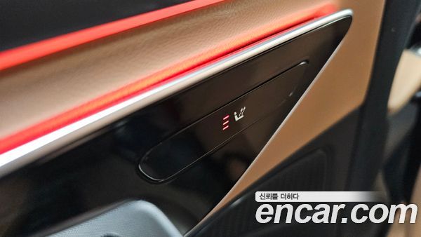 Mercedes-Benz E-Class 2024, фото 31