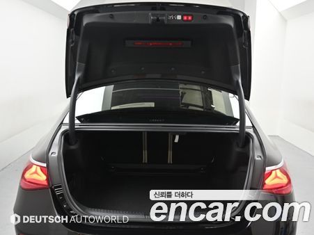 Mercedes-Benz E-Class 2025, фото 20