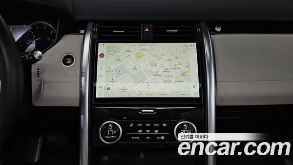 Land Rover Discovery 2023, фото 20