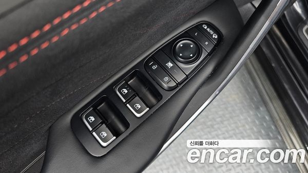 Kia Stinger 2021, фото 30