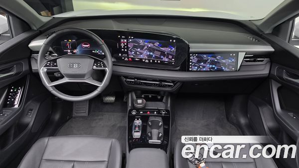Audi Q6 e-tron 2025, фото 9