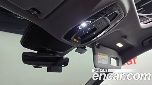 Audi Q6 e-tron 2025, фото 32