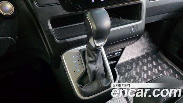 Hyundai Staria 2023, фото 12