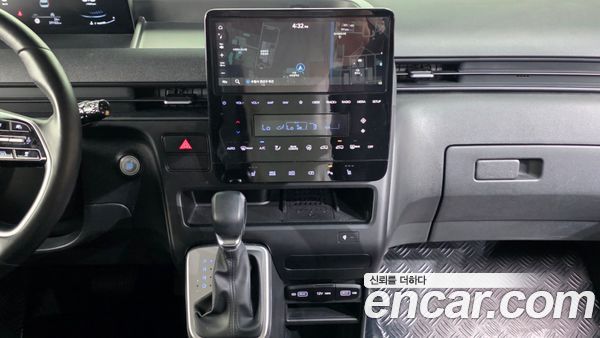 Hyundai Staria 2023, фото 20
