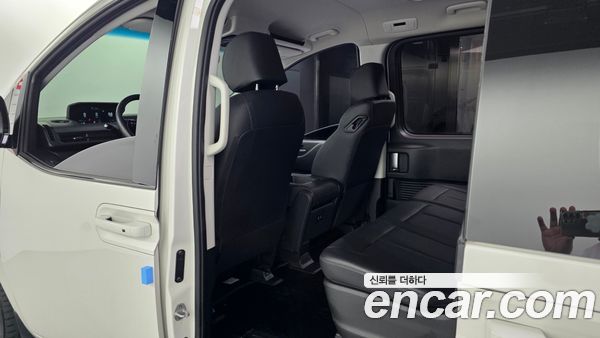 Hyundai Staria 2023, фото 16