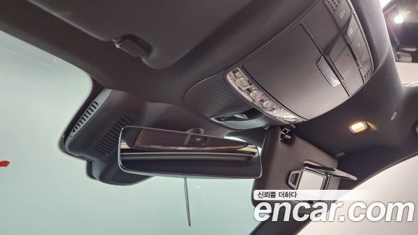 Mercedes-Benz E-Class 2022, фото 29