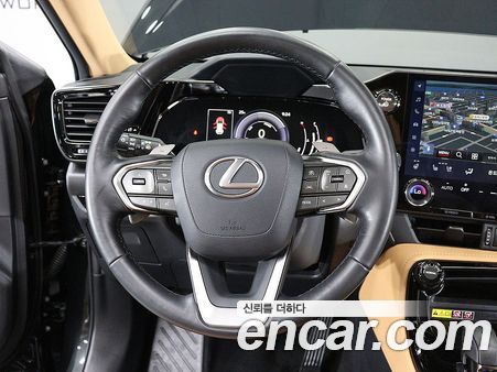 Lexus NX 2025, фото 14