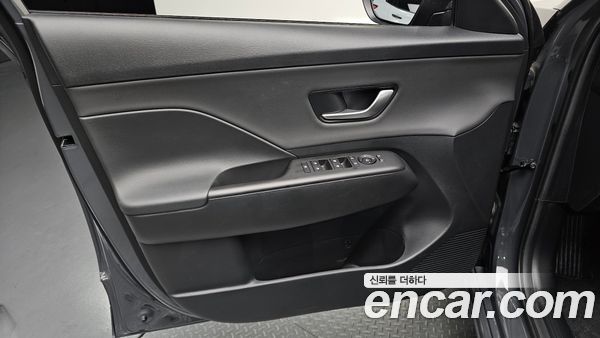 Hyundai Kona 2025, фото 14