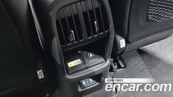 Hyundai Kona 2025, фото 30