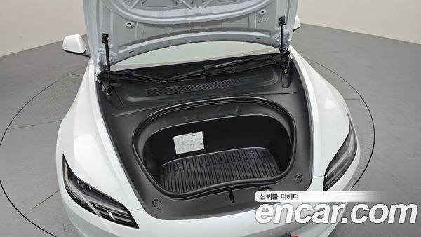 Tesla Model 3 2024, фото 6