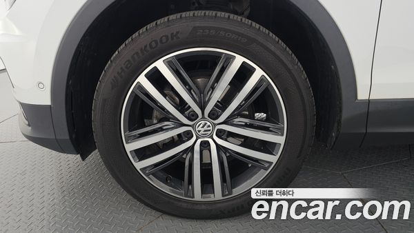 Volkswagen Tiguan 2020, фото 5
