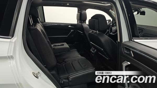 Volkswagen Tiguan 2020, фото 16