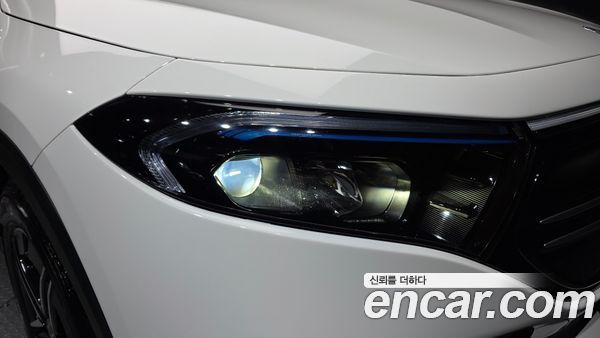 Mercedes-Benz EQA 2022, фото 8