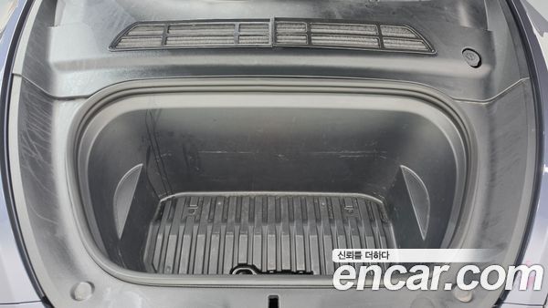 Tesla Model Y 2022, фото 5