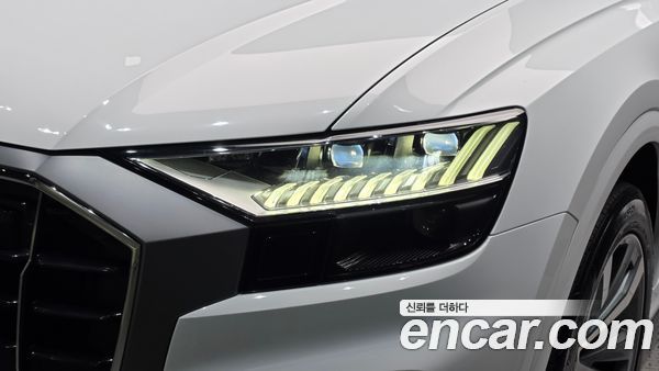 Audi Q8 2022, фото 8