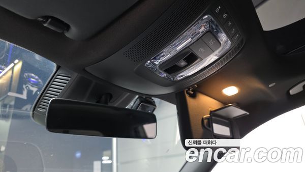 Mercedes-Benz GLB 2021, фото 31