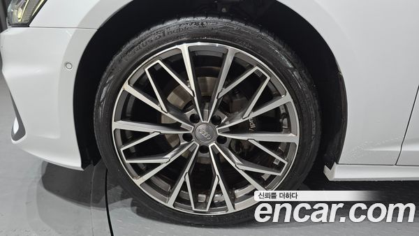 Audi A6 2020, фото 5